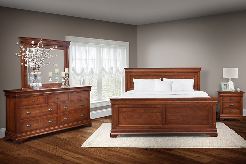 Bedroom furniture set for sale