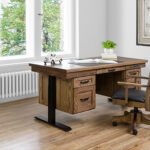 Thumbnail of http://Office%20desk%20for%20sale